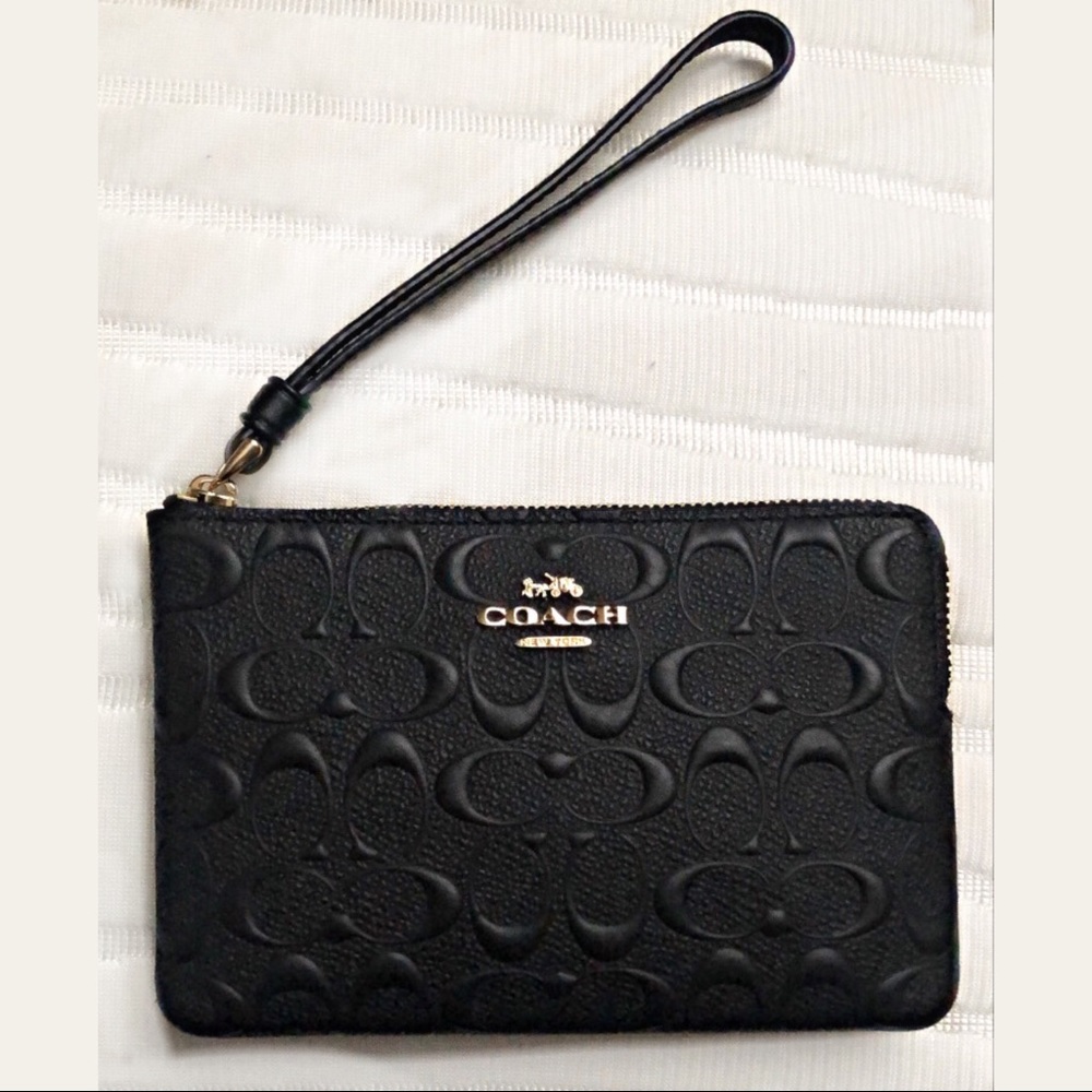 ✨COACH WRISTLET✨